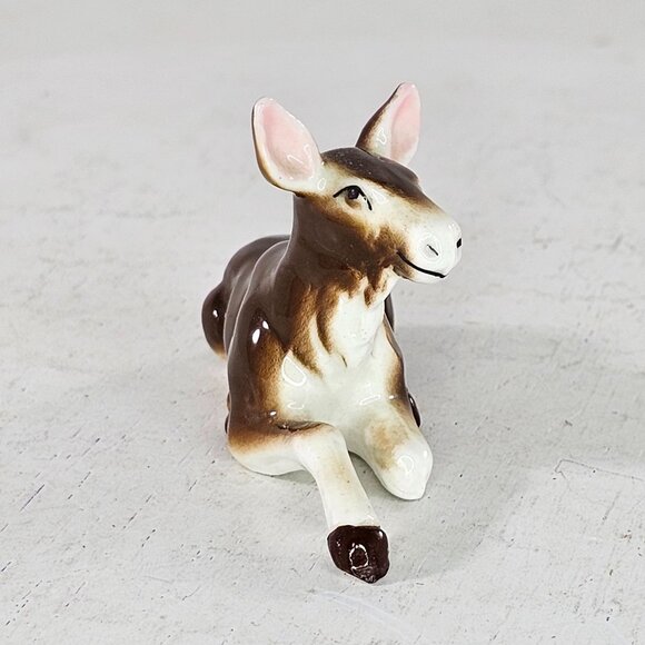 Bone China Moose Miniature Figurine Lying Down Brown Collectible Decor - Picture 3 of 8